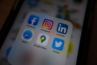 social media 